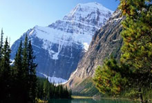 九游娱乐官网：欧冠8强对阵出炉：皇马、拜仁遇硬茬，巴萨、巴.